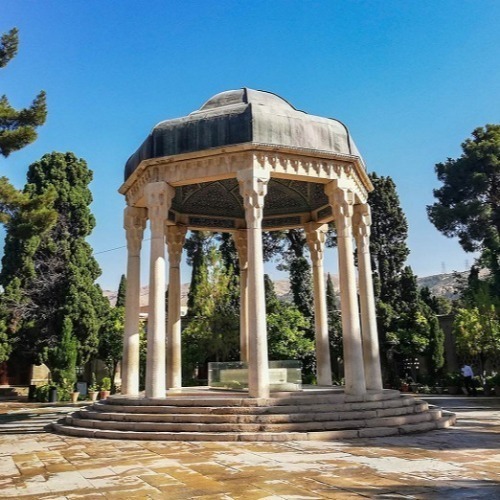 آرامگاه حافظ